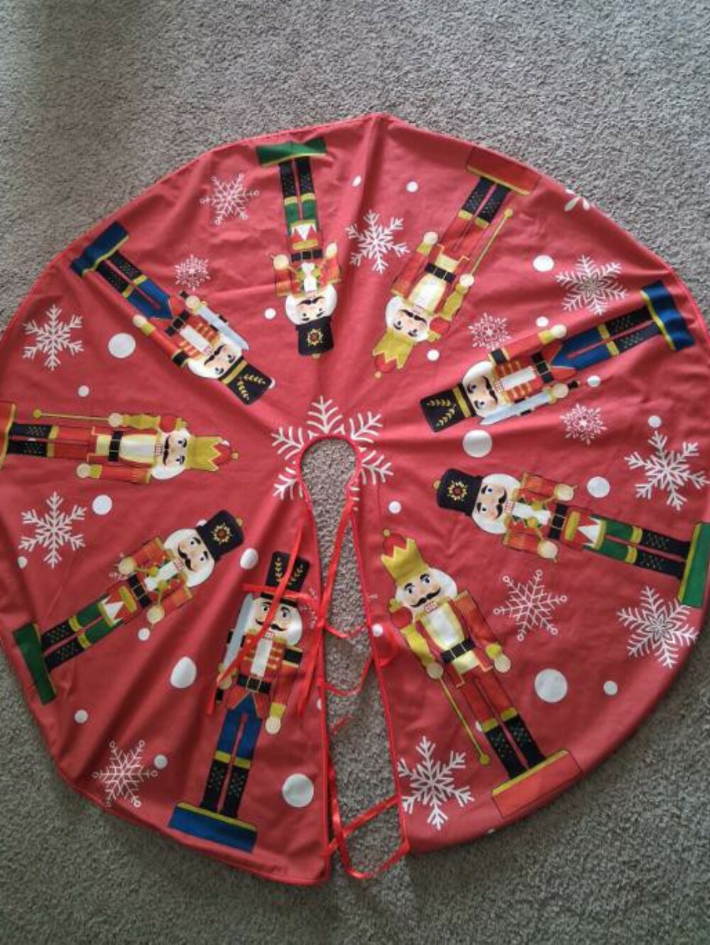 Red Nutcracker Tree Skirt - Festive Holiday Decor - Picture 4 of 5